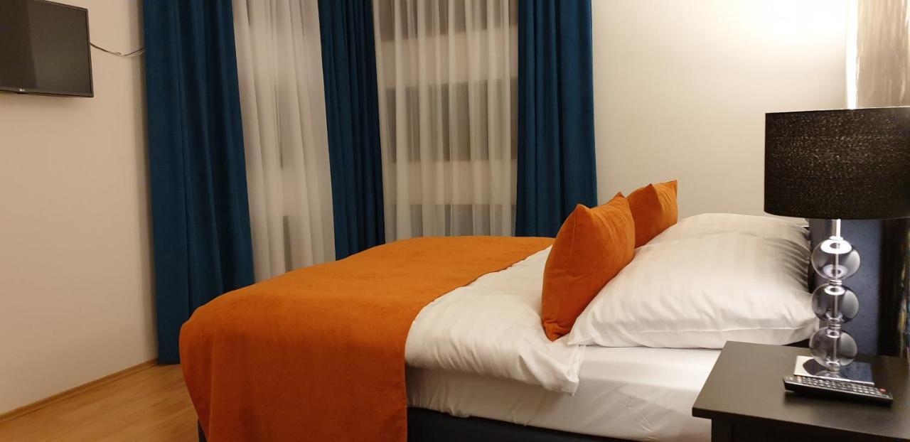 Grand Paradise Apartman Miskolc Exterior foto